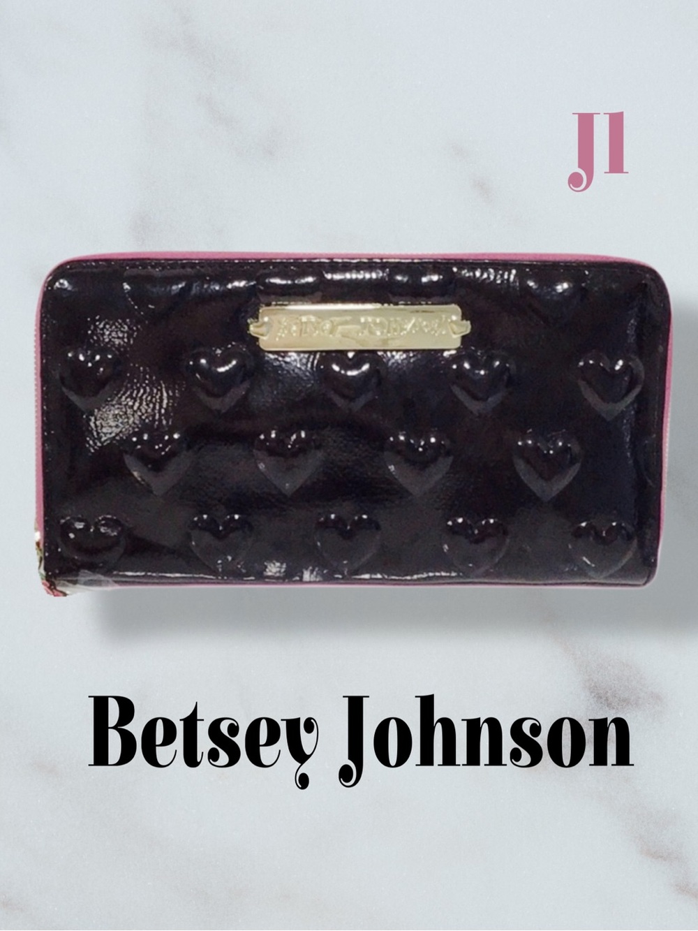 BETSEY JOHNSON Raised Hearts Wallet NWOT